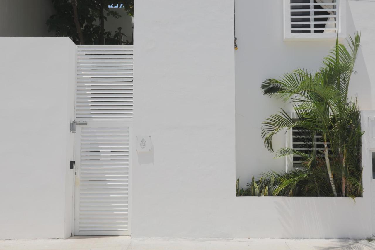 Almond Suites ปลายาเดลการ์เมน ภายนอก รูปภาพ