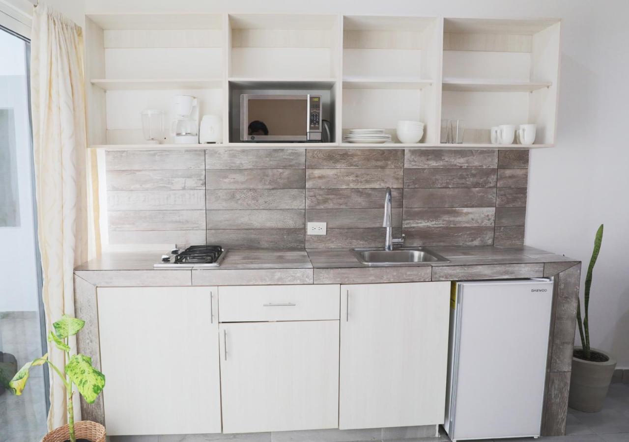 Almond Suites ปลายาเดลการ์เมน ภายนอก รูปภาพ